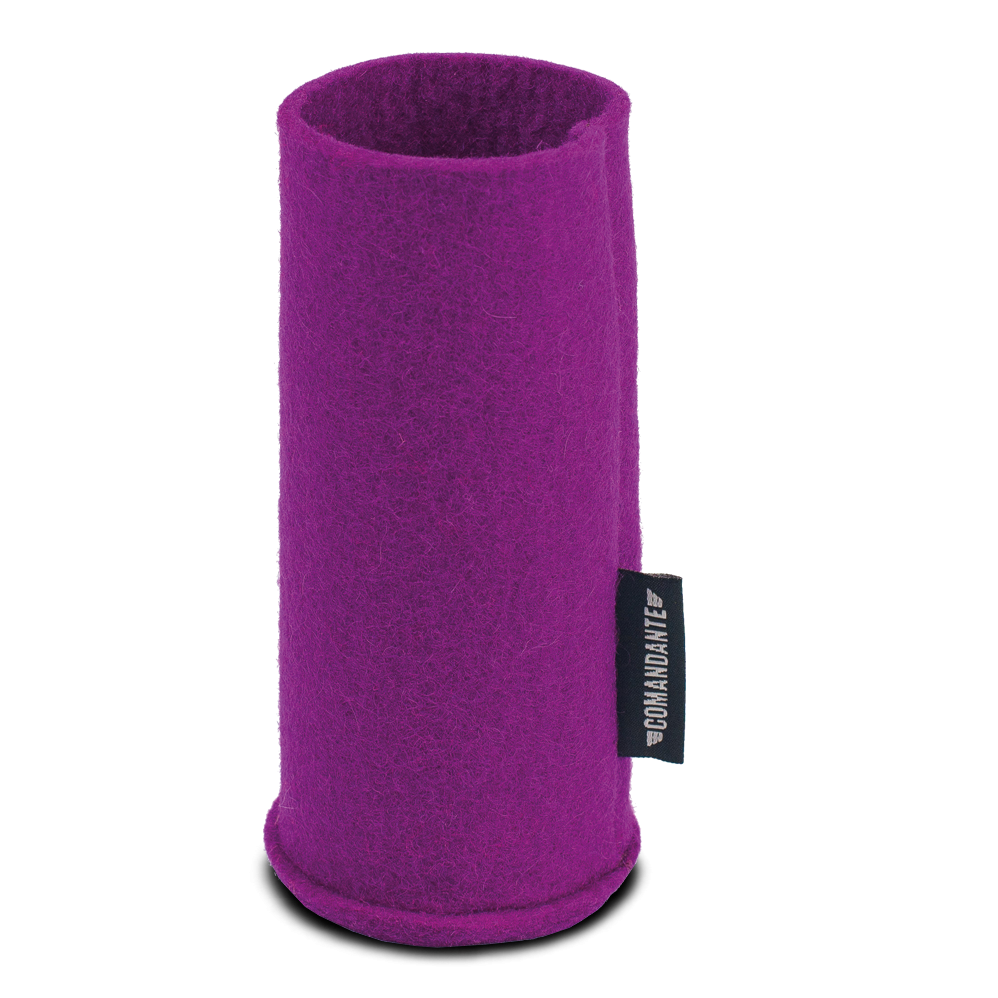 COMANDANTE C40 felt sleeve fushia 3296 1